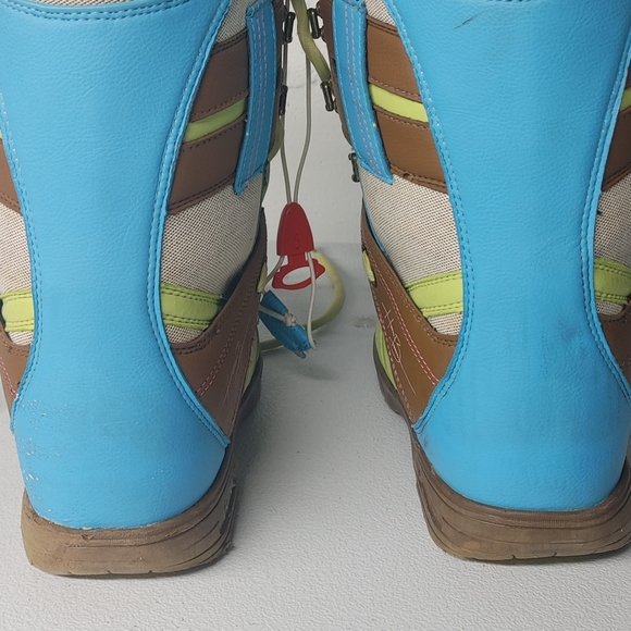 Vans Hi Standard Limited Edition Hannah Beaman  Snowbording Boot - Picture 4 of 12